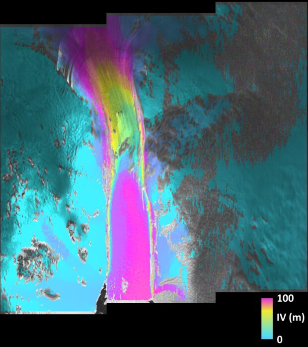 Pine Island Glacier on Sentinel-1A radar. Credit: Copernicus data (2015)/ESA/A. Hogg/University of Leeds, Centre for Polar Observation and Modelling (CPOM). 